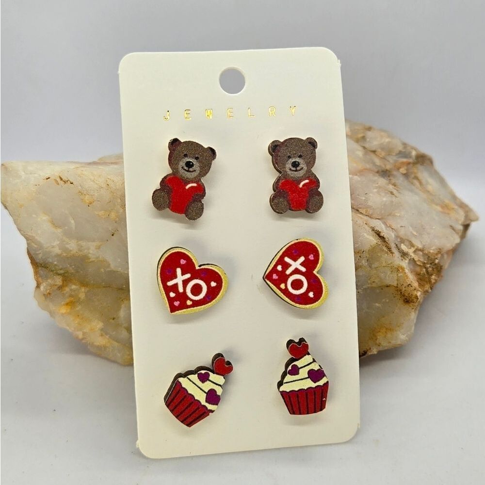 Wooden Stud Earrings 3-Pack | Teddy Bear, Cupcake & Heart Jewelry NWT Valentine